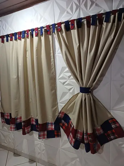 Cortina com Barrado em Patchwork