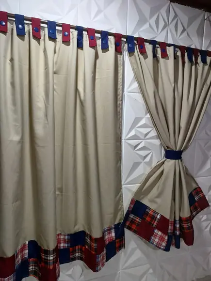 Cortina com Barrado em Patchwork