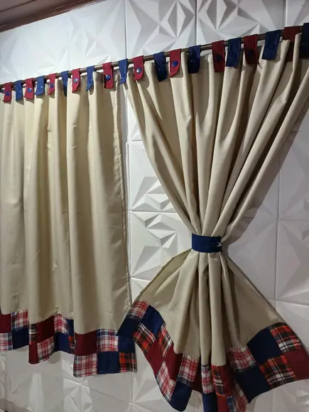 Cortina com Barrado em Patchwork