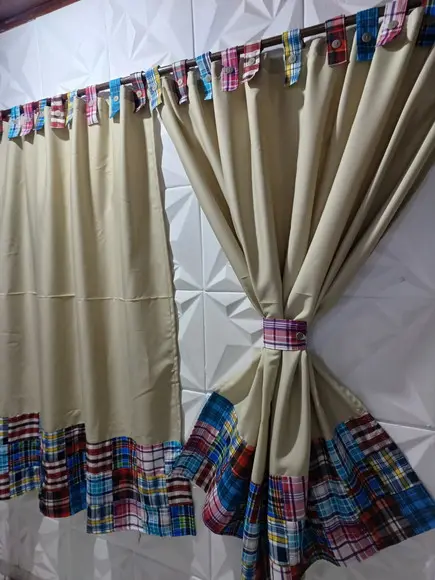 Cortina com Barrado em Patchwork