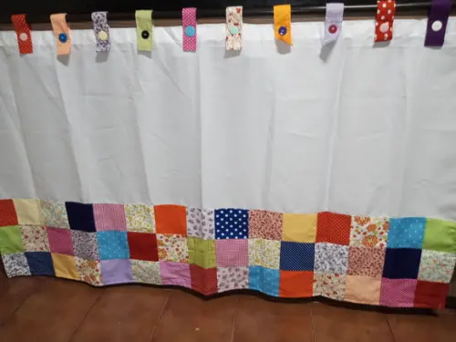 Cortina com Barrado em Patchwork