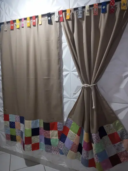 Cortina com Barrado em Patchwork