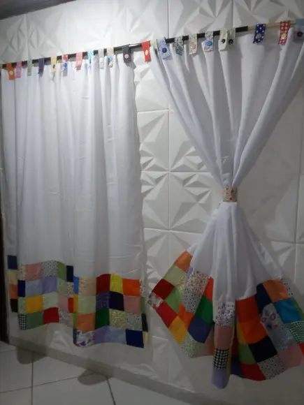 Cortina com Barrado em Patchwork