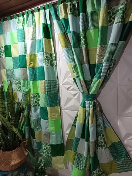 Cortina em Patchwork Tons Verdes