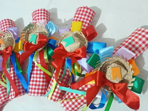 Kit Guardanapos Junino 6 Lugares