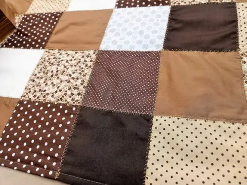 Caminho de mesa em patchwork