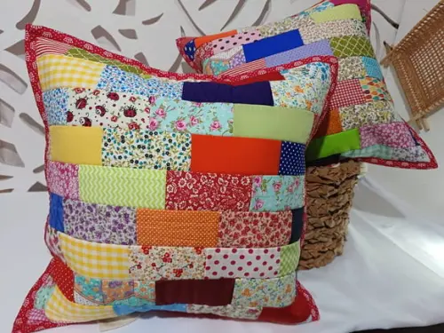 Capa para Almofada em Patchwork
