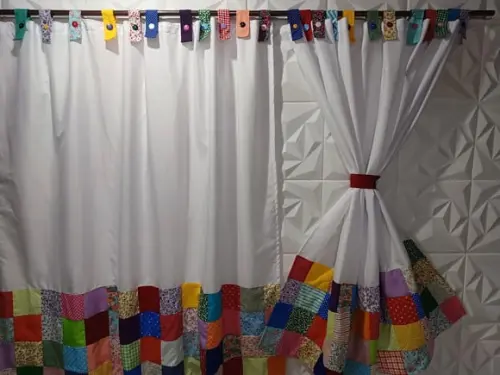 Cortina com Barrado em Patchwork