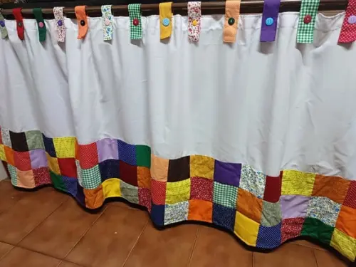 Cortina com Barrado em Patchwork