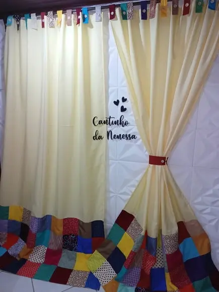 Cortina com Barrado em Patchwork