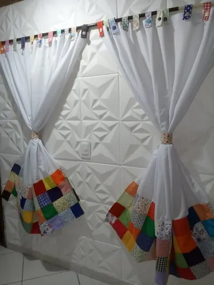 Cortina com Barrado em Patchwork