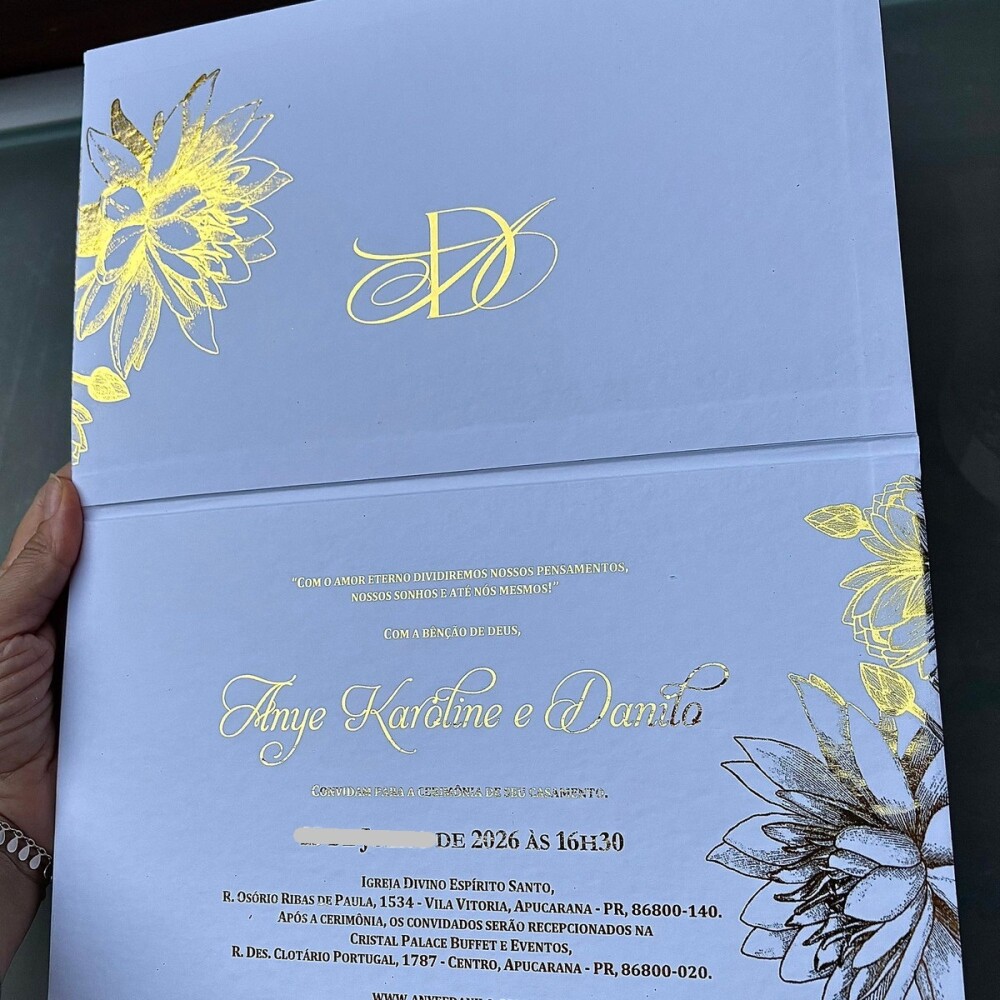 Convite de Casamento Branco com Dourado