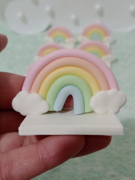 Aplique Arco-íris Biscuit para Lembrancinhas Base Quadrada