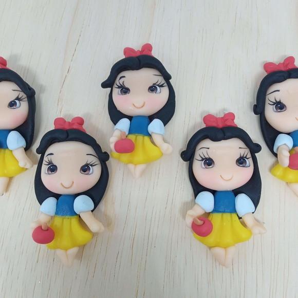 Aplique Branca de Neve de Biscuit para Lembrancinhas