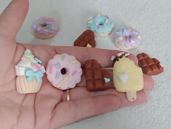 Aplique Doces de Biscuit Pacotinho com Dez Peças