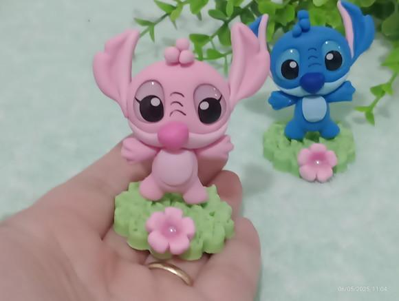 Aplique para Lembrancinhas Stich e Angel em Biscuit