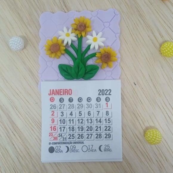 Calendário 2026 Margaridas e Girassóis de Biscuit