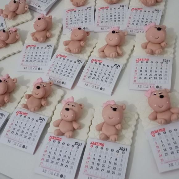 Calendário 2026 Ursinha de Biscuit