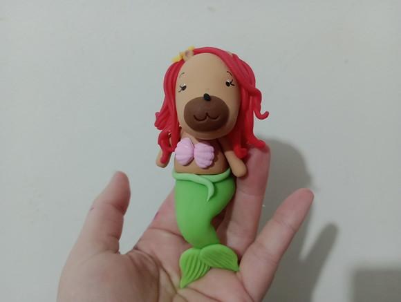 Capivara Sereia de Biscuit para Decoração de Bolo Três Peças
