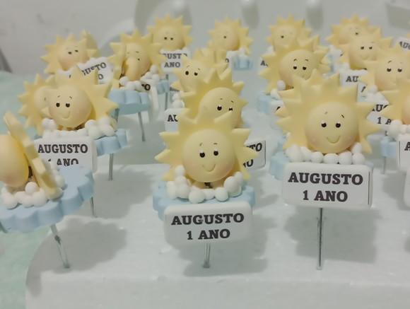 Enfeite de Cuia Solzinho com Plaquinha com Nome de Biscuit