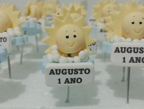 Enfeite de Cuia Solzinho com Plaquinha com Nome de Biscuit