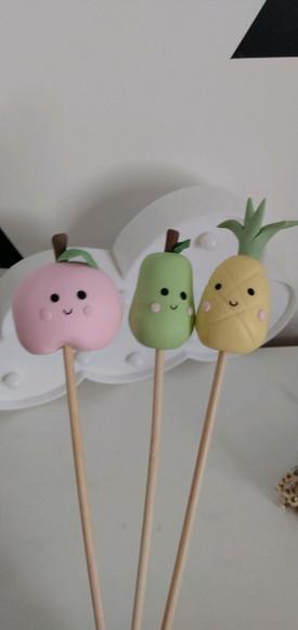 Frutinhas com Carinha no Palito
