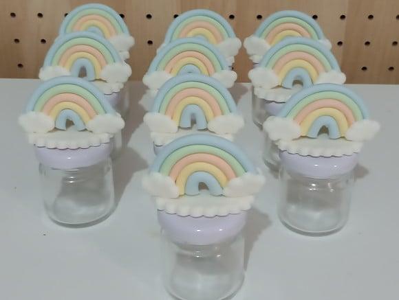 Lembrancinha Arco-íris de Biscuit no Mini Potinho 40 ml