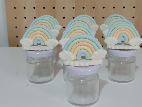 Lembrancinha Arco-íris de Biscuit no Mini Potinho 40 ml