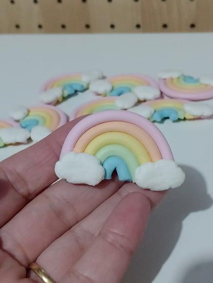 Lembrancinha Arco-íris de Biscuit com Ímã Dez Peças