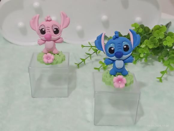 Lembrancinha Caixinha 5x5 cm com Stitch e Angel Biscuit