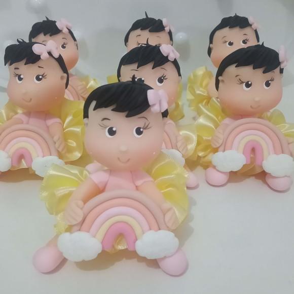 Lembrancinha Menina Arco-íris Boho de Biscuit