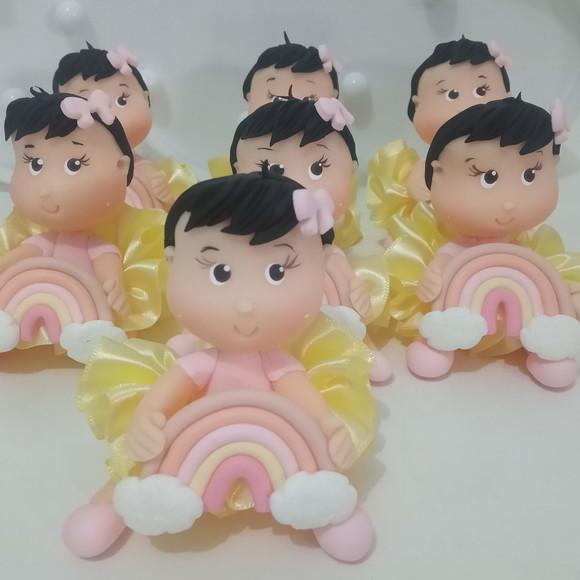 Lembrancinha Menina Arco-íris Boho de Biscuit