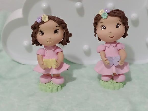 Lembrancinha Menina de Biscuit Jardim das Borboletas