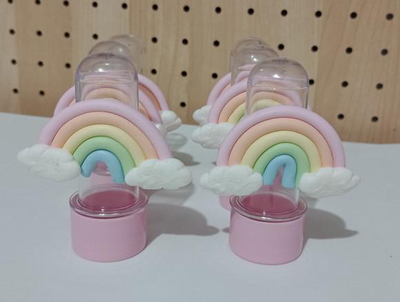 Lembrancinha Mini Tubete com Arco-íris de Biscuit com Dez