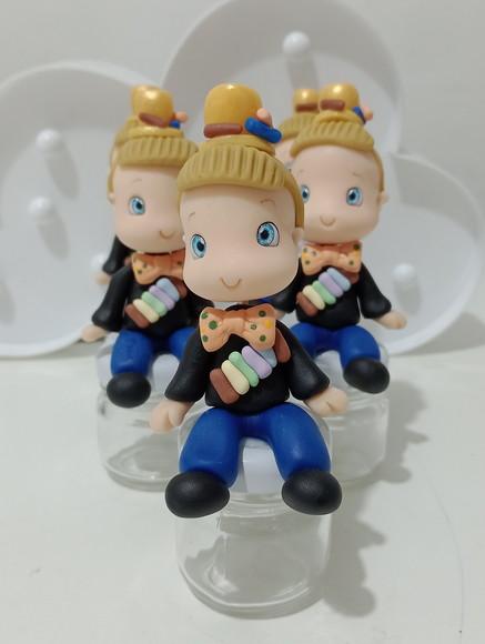 Lembrancinha Personalizada Menino de Fantasia de Biscuit