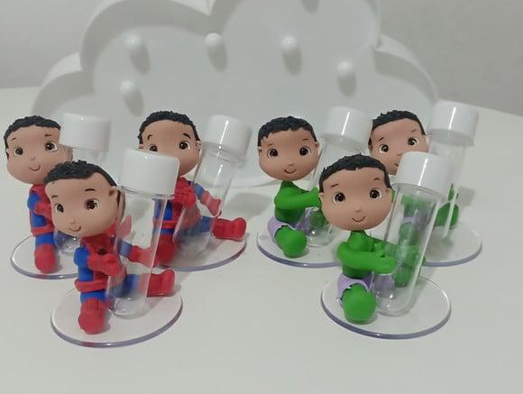 Lembrancinha Tubete Menino Aranha e Hulk em Biscuit