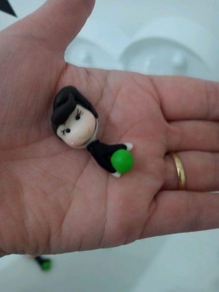 Mini Aplique Bonequinha Pilates de Biscuit