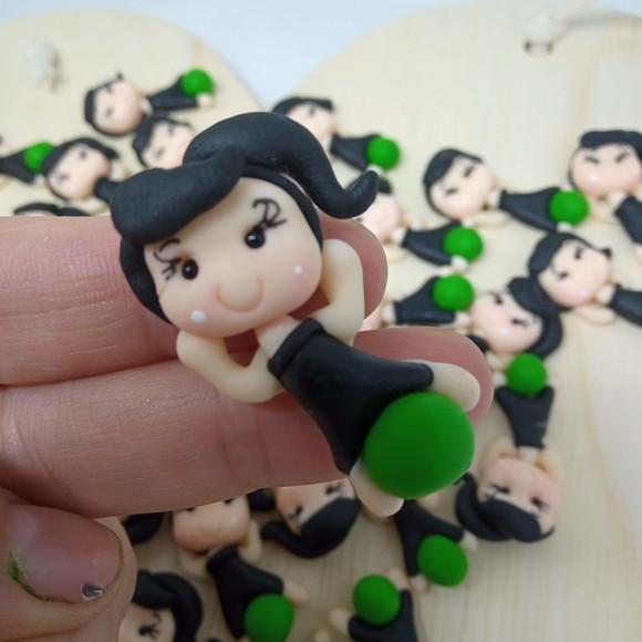 Mini Aplique Bonequinha Pilates de Biscuit