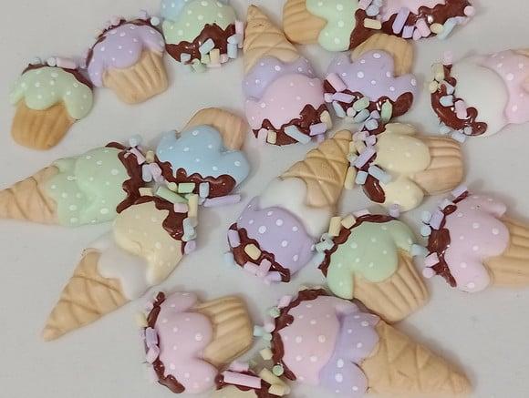 Mini Aplique Doces de Biscuit Sorvete e Cupcake Dez Peças