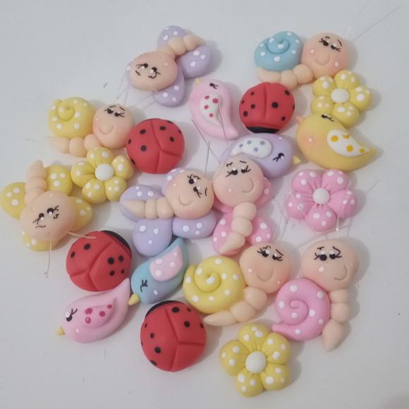 Mini Aplique Jardim de Biscuit com Dez Peças