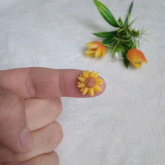Mini Girassol Pacotinho com Cinquenta Peças