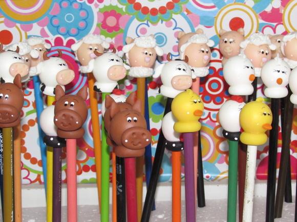 Ponteira de Lápis Fazendinha de Biscuit para Lembrancinhas