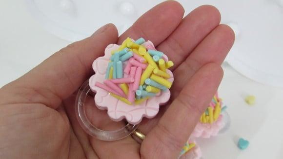 Porta Guardanapo Brigadeiro Colorido de Biscuit