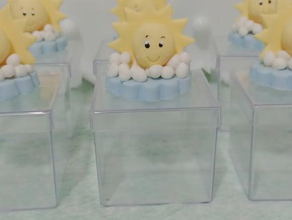 Solzinho de Biscuit na Caixinha Acrílica Dez Peças