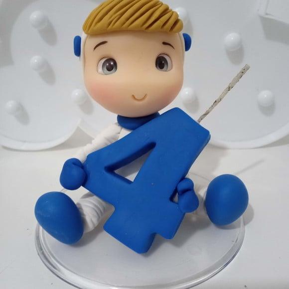 Topo de Bolo Astronauta de Biscuit com Vela