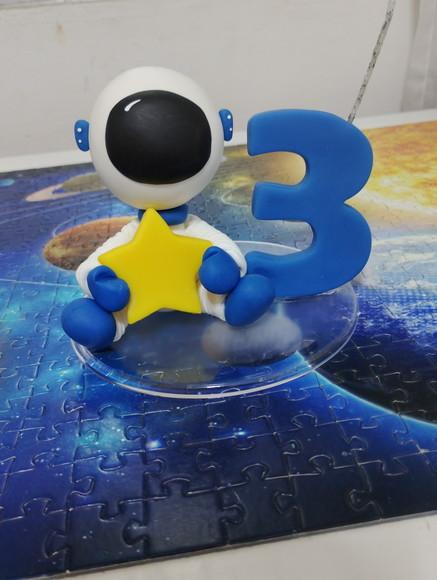 Topo de Bolo Astronauta de Biscuit