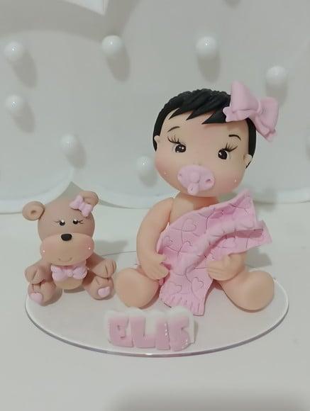 Topo de Bolo Chá de Bebê Menina com Ursinho de Biscuit