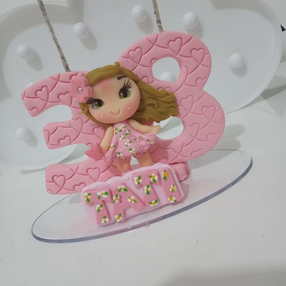 Topo de Bolo com Vela, Nome e Boneca para Festa Adulto