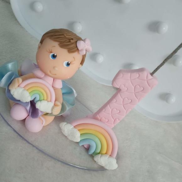 Topo de Bolo de Biscuit com Vela para Menina Tema Arco-íris