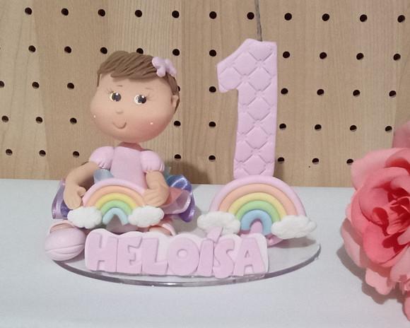 Topo de Bolo de Biscuit para Menina Tema Arco-íris com Nome